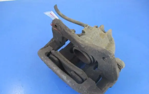 Volvo S40, V40 Front brake caliper