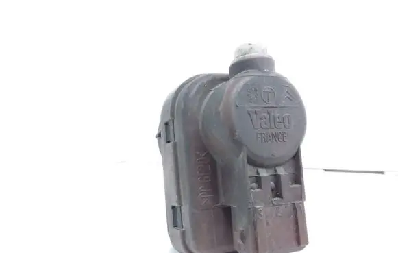 Headlight level adjustment motor