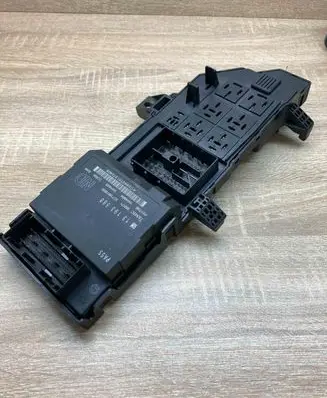 Opel Vectra C Comfort/convenience module 13193588 13223679