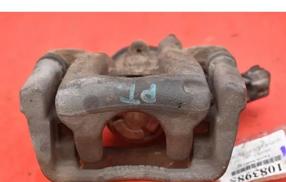 Mazda 6 Rear brake caliper 32357035
