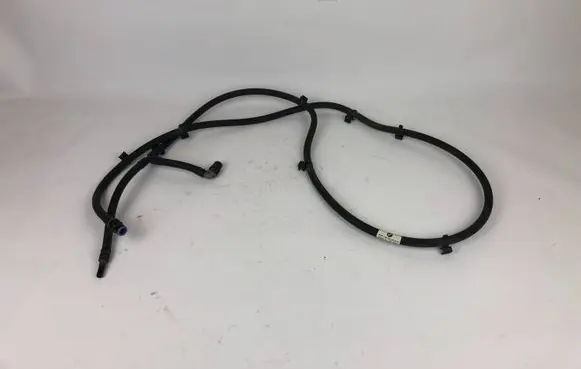BMW 7 G11 G12 Windshield washer fluid hose 7357322 13264011