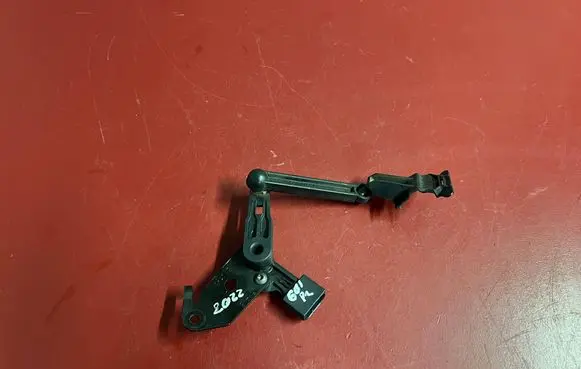 BMW X3 G01 Headlight/headlamp level sensor 6895467