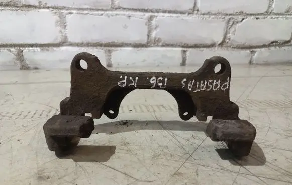 Volkswagen PASSAT B6 Front Brake Caliper Pad/Carrier 