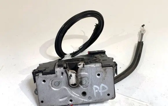 Opel Movano C Front door lock 1395264080