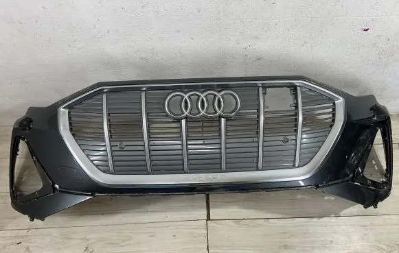 Audi e-tron Front bumper