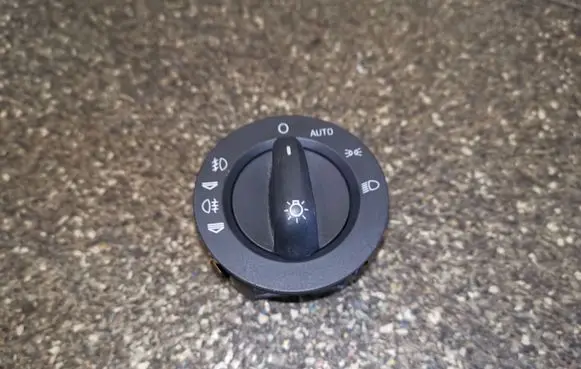 Audi A6 S6 C6 4F Light switch