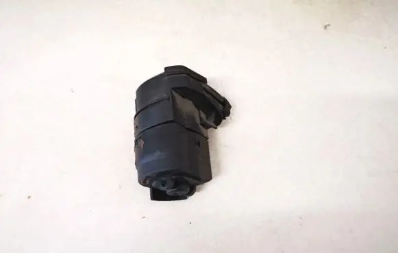 Opel Omega B1 Ignition lock contact 90389377