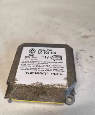 Volkswagen Golf IV Airbag control unit/module 1J0909609 17980218 5WK42800