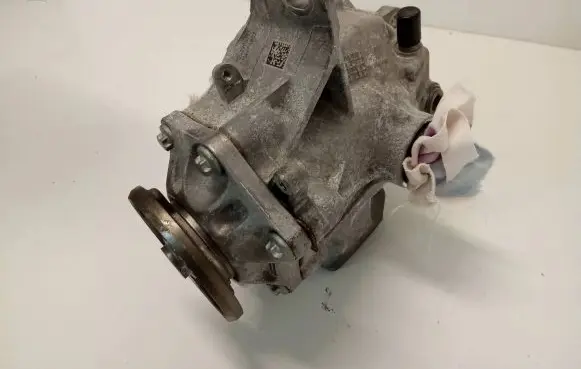 Mercedes-Benz GLC AMG Front differential 2053304107 3014254803