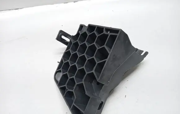 Mercedes-Benz C W204 Other engine bay part A2046190048