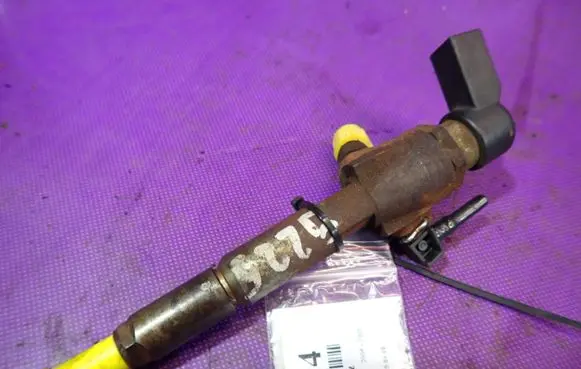 Ford Focus C-MAX Fuel injector 4M5Q9F593AD