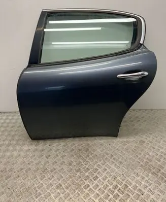 Maserati Quattroporte Rear door 