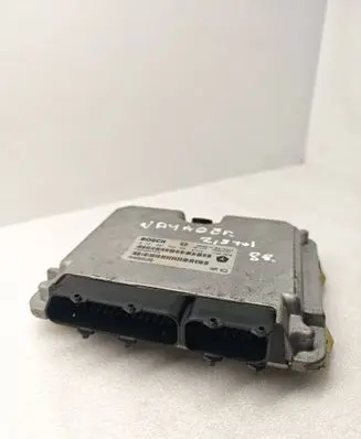 Chrysler Voyager Engine control unit/module 0281001768 P04686662AB TED320807878