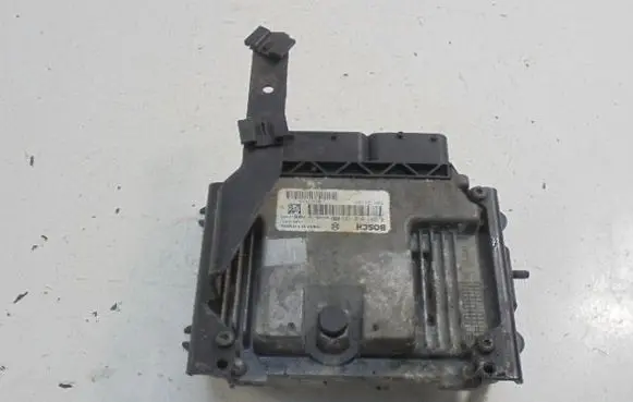 Iveco Daily 35.8 - 9 Engine control unit/module ECU 504121602