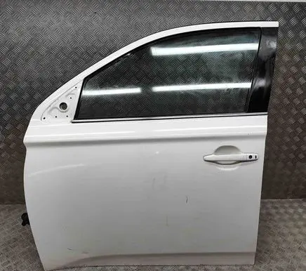 Mitsubishi Outlander Front door 5700B671