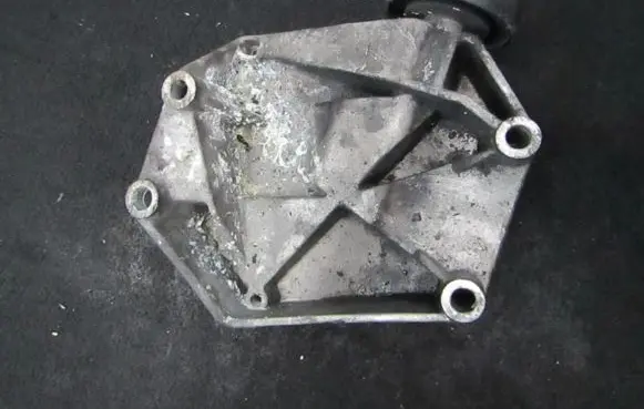 Opel Vectra C Engine mounting bracket 55187675
