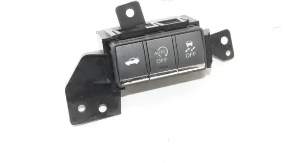 Infiniti Q50 A set of switches 