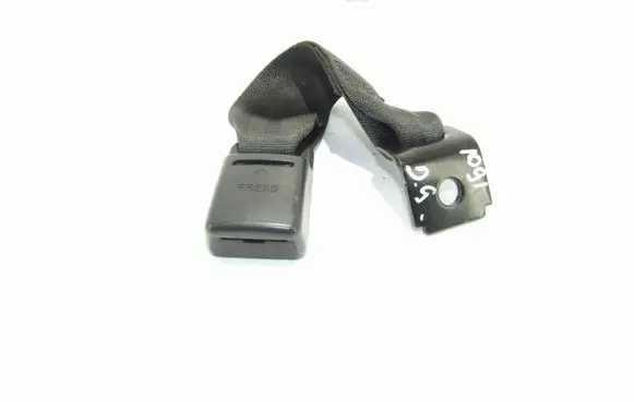 Hyundai i40 Rear seatbelt buckle