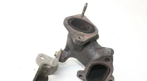 Nissan Juke I F15 Exhaust manifold