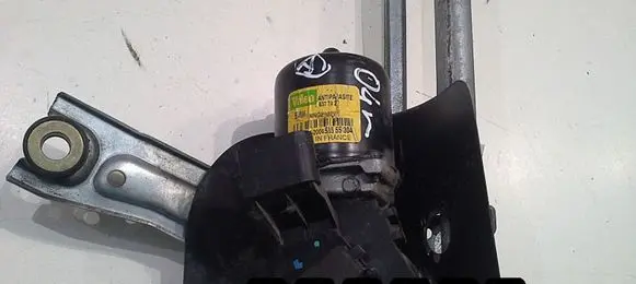 Mini One - Cooper Cabrio R52 Front wiper linkage and motor
