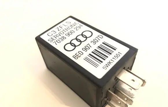 Audi A4 S4 B7 8E 8H Other relay 8E0907307D 7038900294