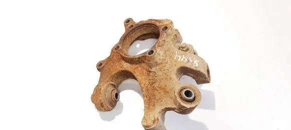 Rear wheel hub