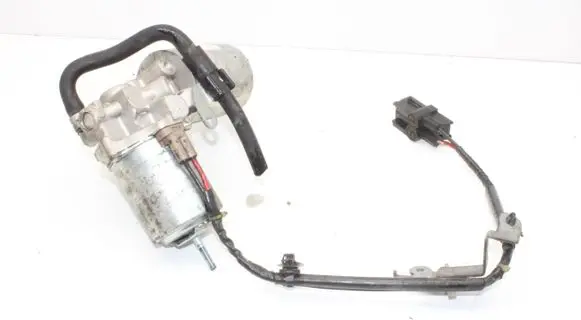 Toyota Prius (XW50) Vacuum pump 4707047080