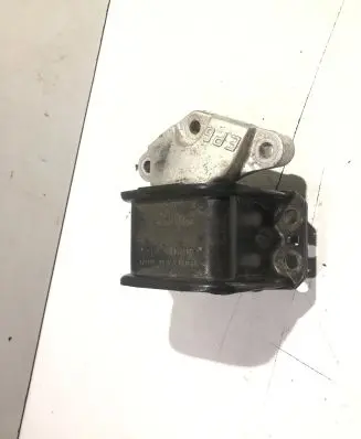 Peugeot 308 Engine mount bracket 9655922980