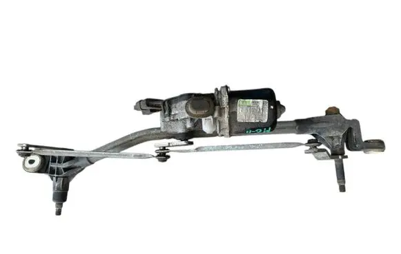 Renault Megane III Front wiper linkage and motor W00007226