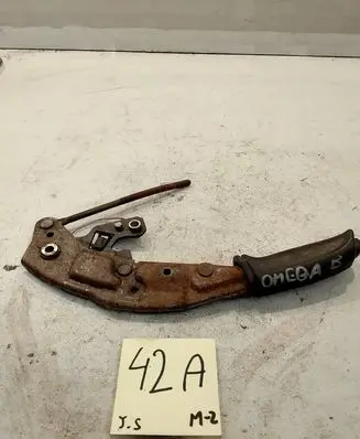 Opel Omega B1 Handbrake/parking brake lever assembly 90437435