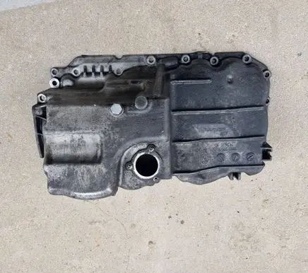 BMW 3 E90 E91 Oil sump 11137797969 14341610 7797969