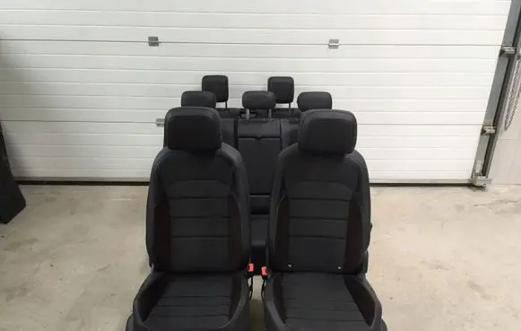 Seat set
