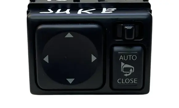 Nissan Juke I F15 Wing mirror switch 5804K1