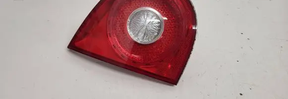 Tailgate rear/tail lights