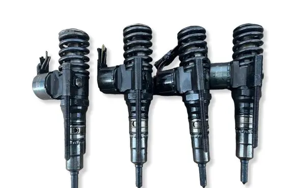 Audi A6 S6 C6 4F Fuel injectors set 0414720404