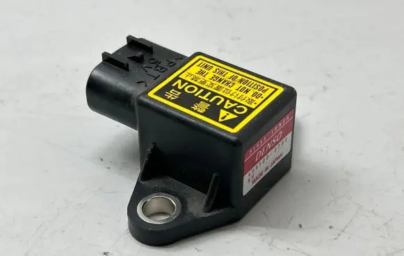 Nissan Note (E12) ESP acceleration yaw rate sensor 319551BN0A 4991000780