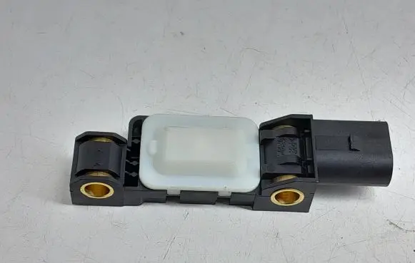 Volkswagen Phaeton Airbag deployment crash/impact sensor 4B0959643E