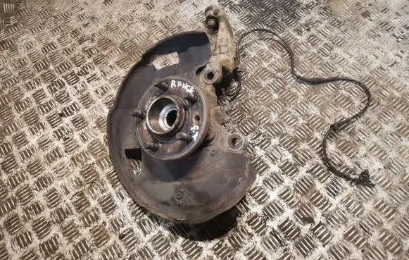 Land Rover Range Rover Sport L320 Front wheel hub RUB500130 5H321106BA