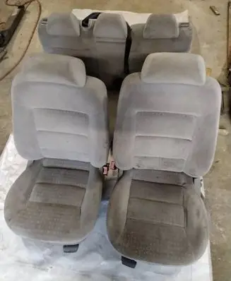 Seat set