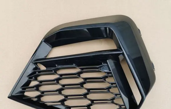 BMW 2 F44 Front bumper lower grill 8075487SAJMON