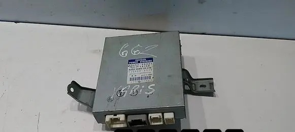 Toyota Yaris Engine control unit/module 896500D021