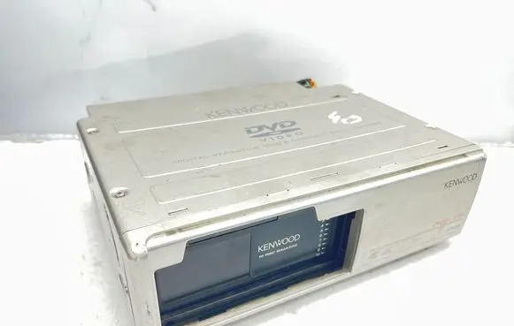 Mercedes-Benz S W220 CD/DVD changer KDVC820