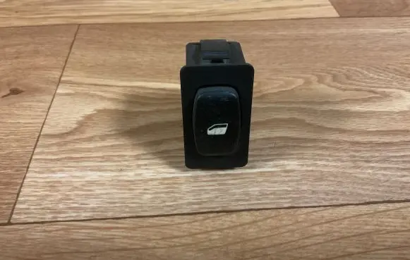 Citroen C8 Electric window control switch 14889170XT 070504 052582147