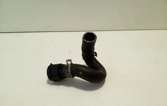 Jaguar XE Engine coolant pipe/hose G4D35H370AA