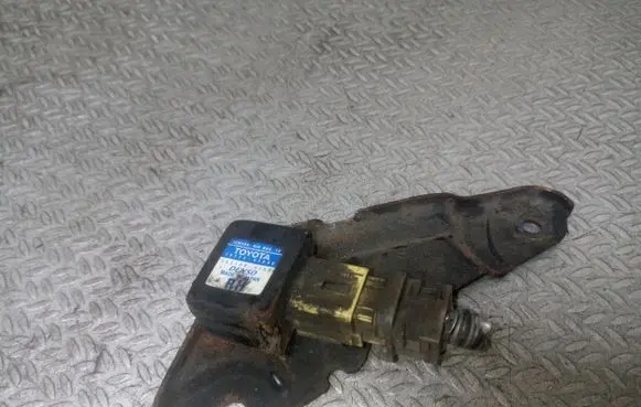 Toyota Prius (XW20) Airbag deployment crash/impact sensor 8917347040 2521000150
