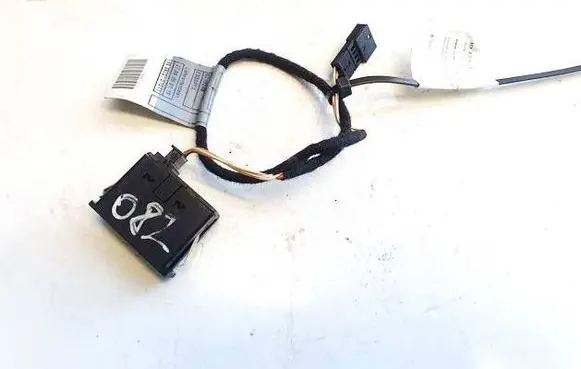 BMW 3 E90 E91 USB socket connector 61316930561