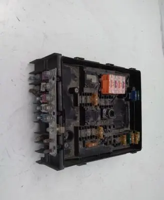 Audi A3 S3 8P Fuse module 1K0937125