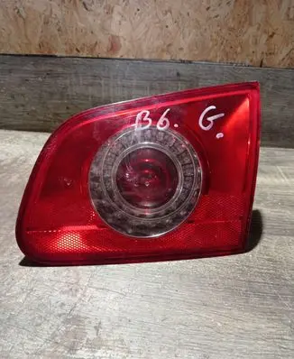 Volkswagen PASSAT B6 Tailgate rear/tail lights