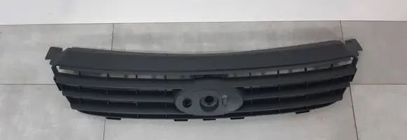 Ford C-MAX I Front bumper upper radiator grill 7M51R8138A