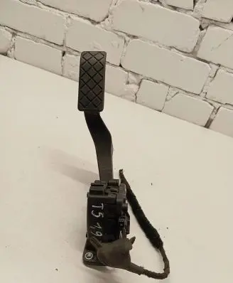 Volkswagen Transporter - Caravelle T5 Accelerator throttle pedal 7H1721503K 6PV00849543